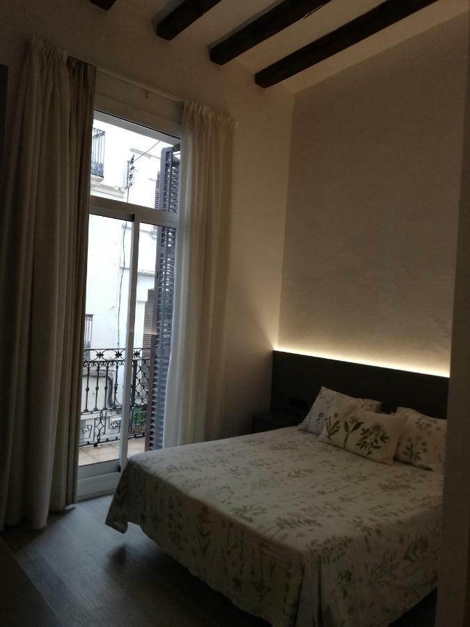 Hostal Parellades Sitges Dış mekan fotoğraf